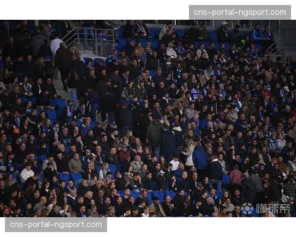 马赛球迷组织因种族歧视行为被处以空场比赛一场的处罚